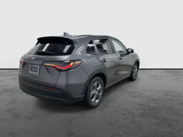 Certified 2027 Honda HR-V LX image 3
