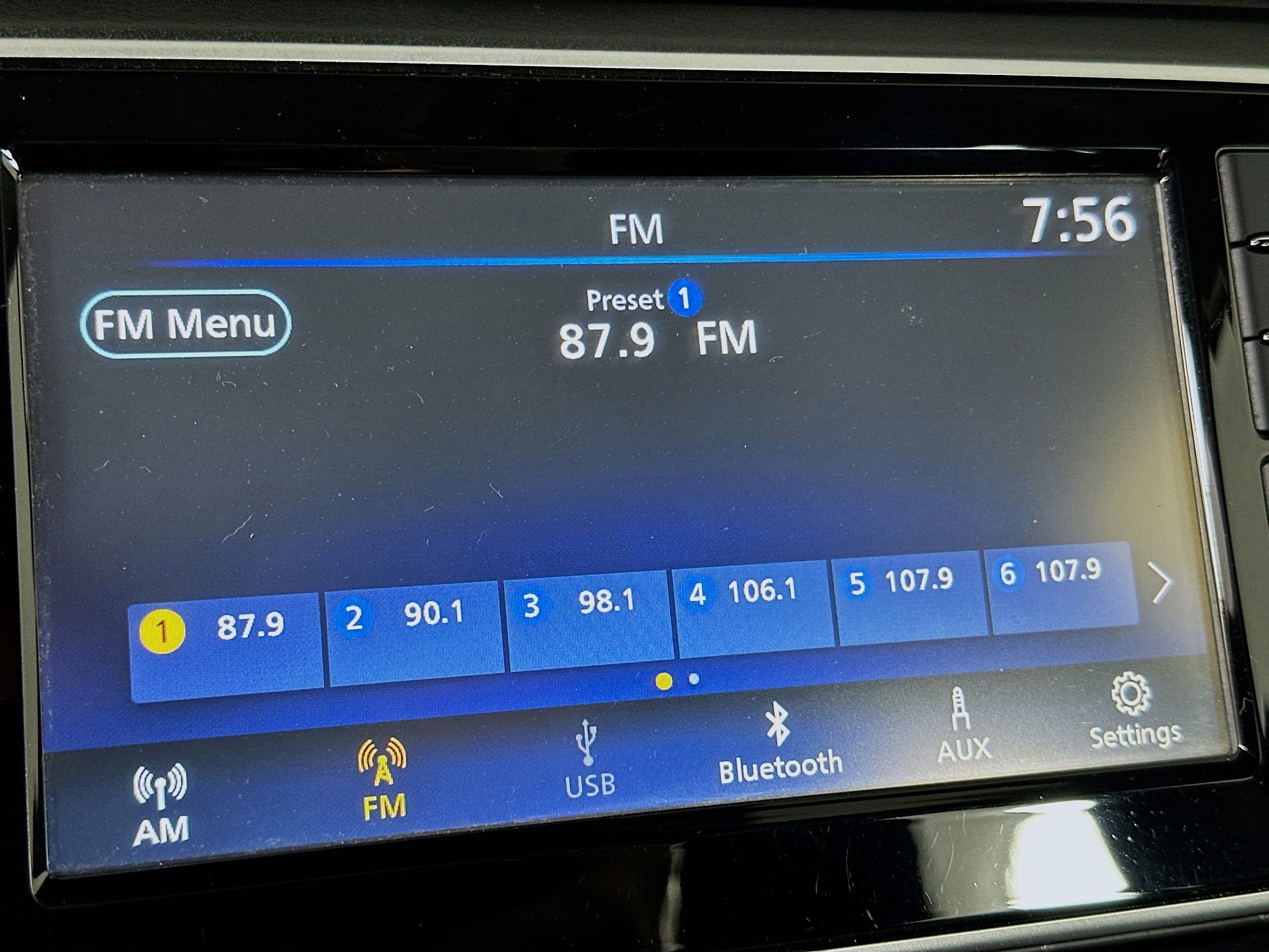 Used 2020 Nissan Versa S image 21