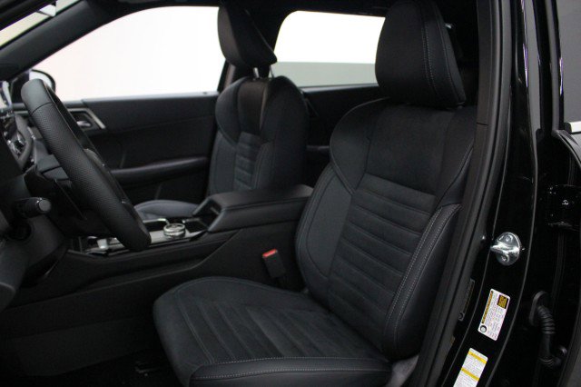 New 2026 Mitsubishi Outlander LE FWD image 7