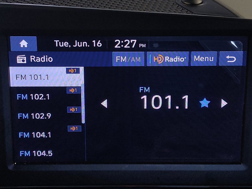 Used 2025 Hyundai Elantra SE FWD image 25