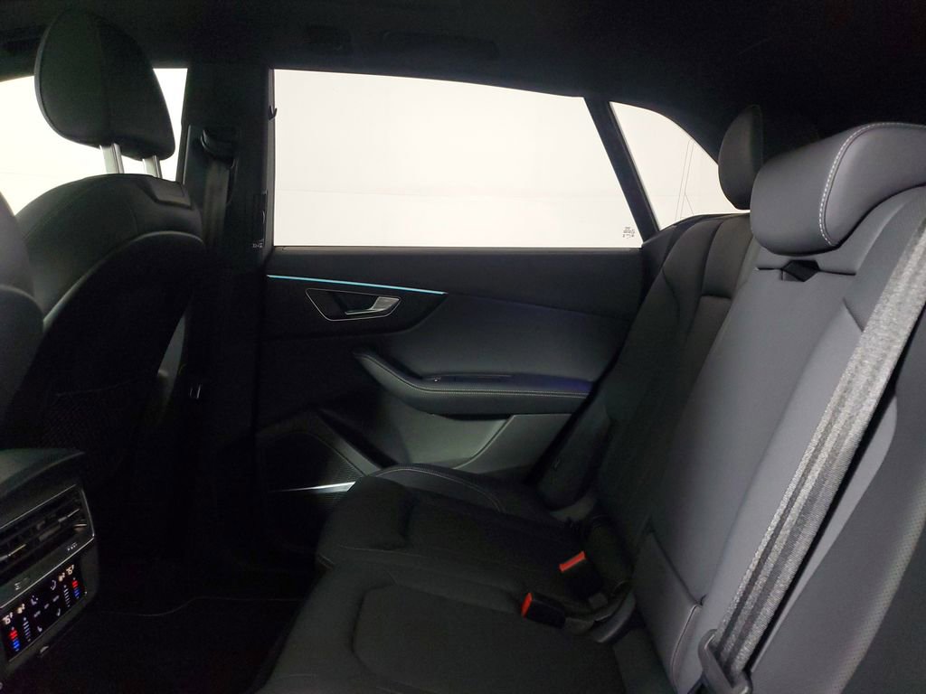 Used 2023 Audi Q8 Premium Plus image 12