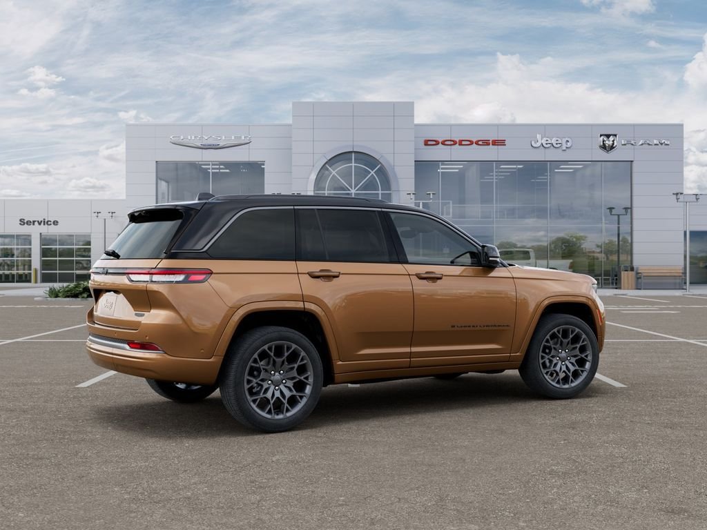 New 2026 Jeep Grand Cherokee Summit AWD/4WD image 4