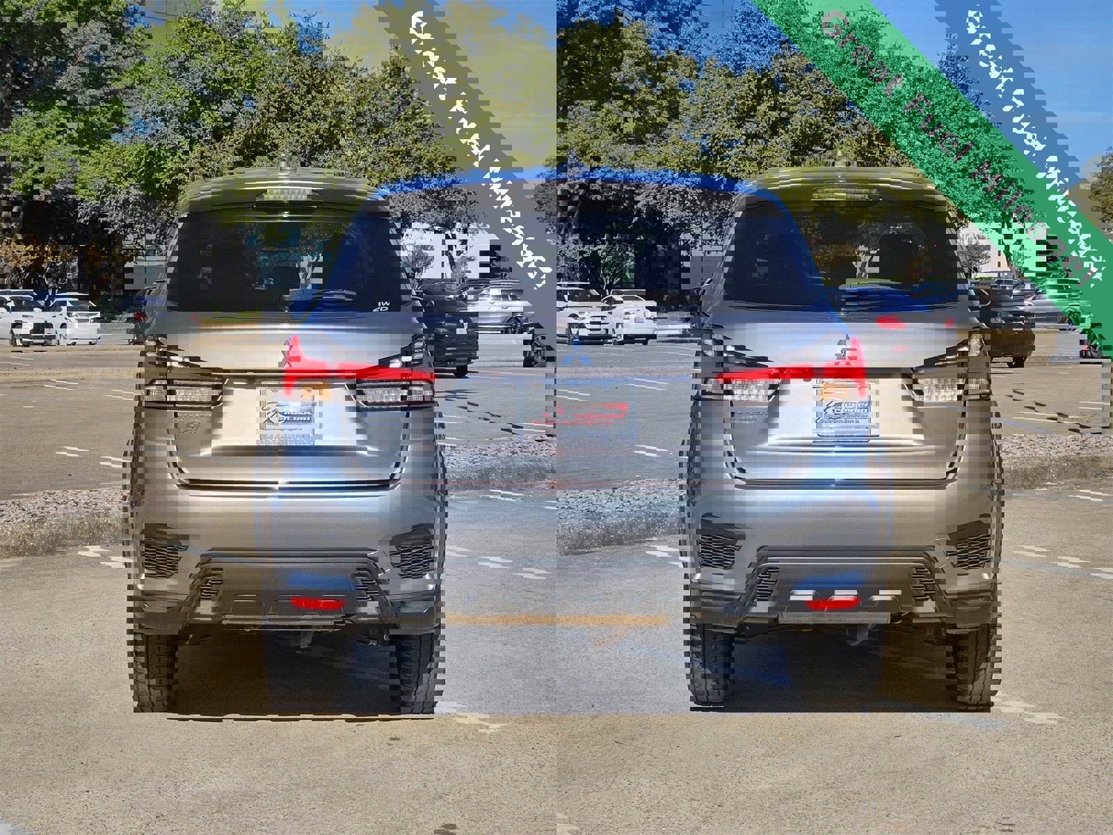 Used 2024 Mitsubishi Outlander Sport SE image 5