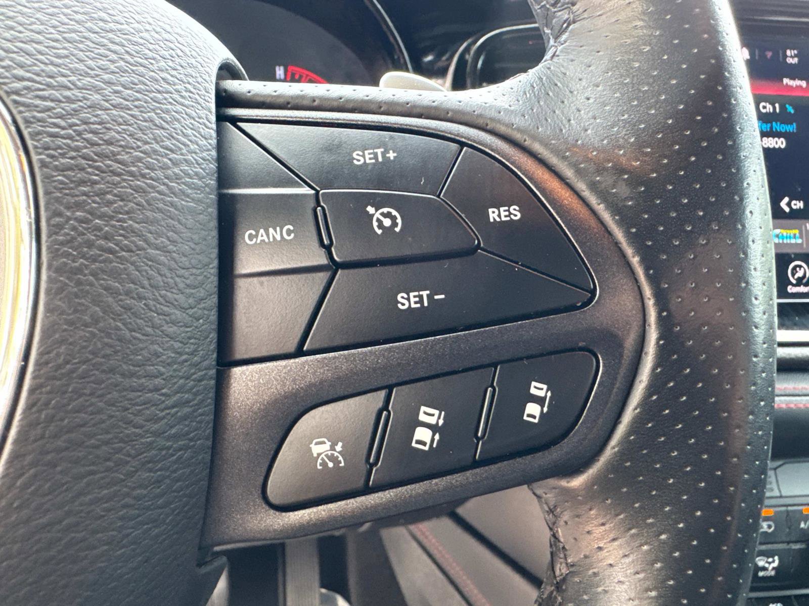 Used 2023 Dodge Durango GT image 31