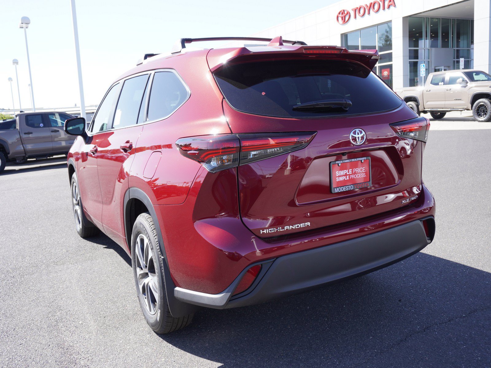 New 2026 Toyota Highlander XLE AWD/4WD image 8