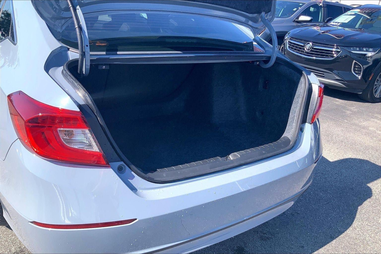 Used 2022 Honda Accord Sport image 4