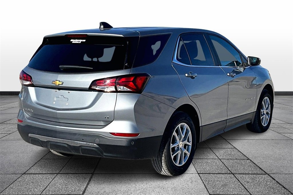 Used 2024 Chevrolet Equinox LT image 11
