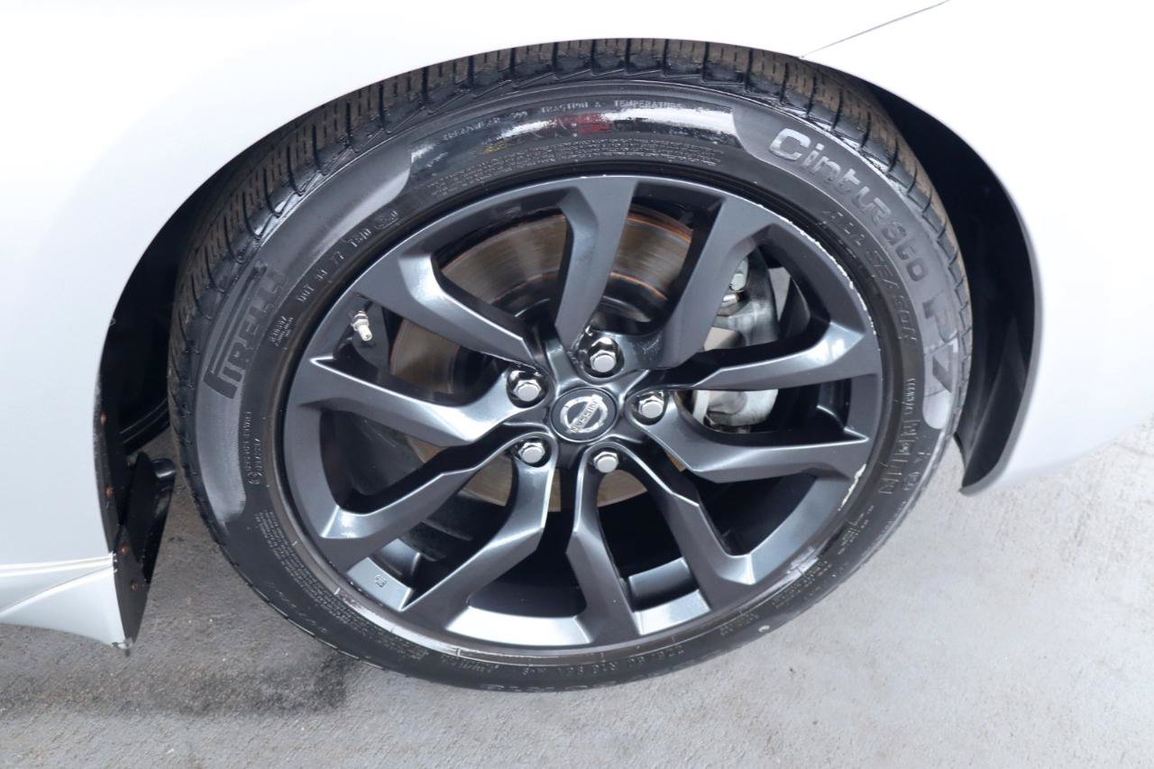 Used 2019 Nissan 370Z Coupe RWD image 29