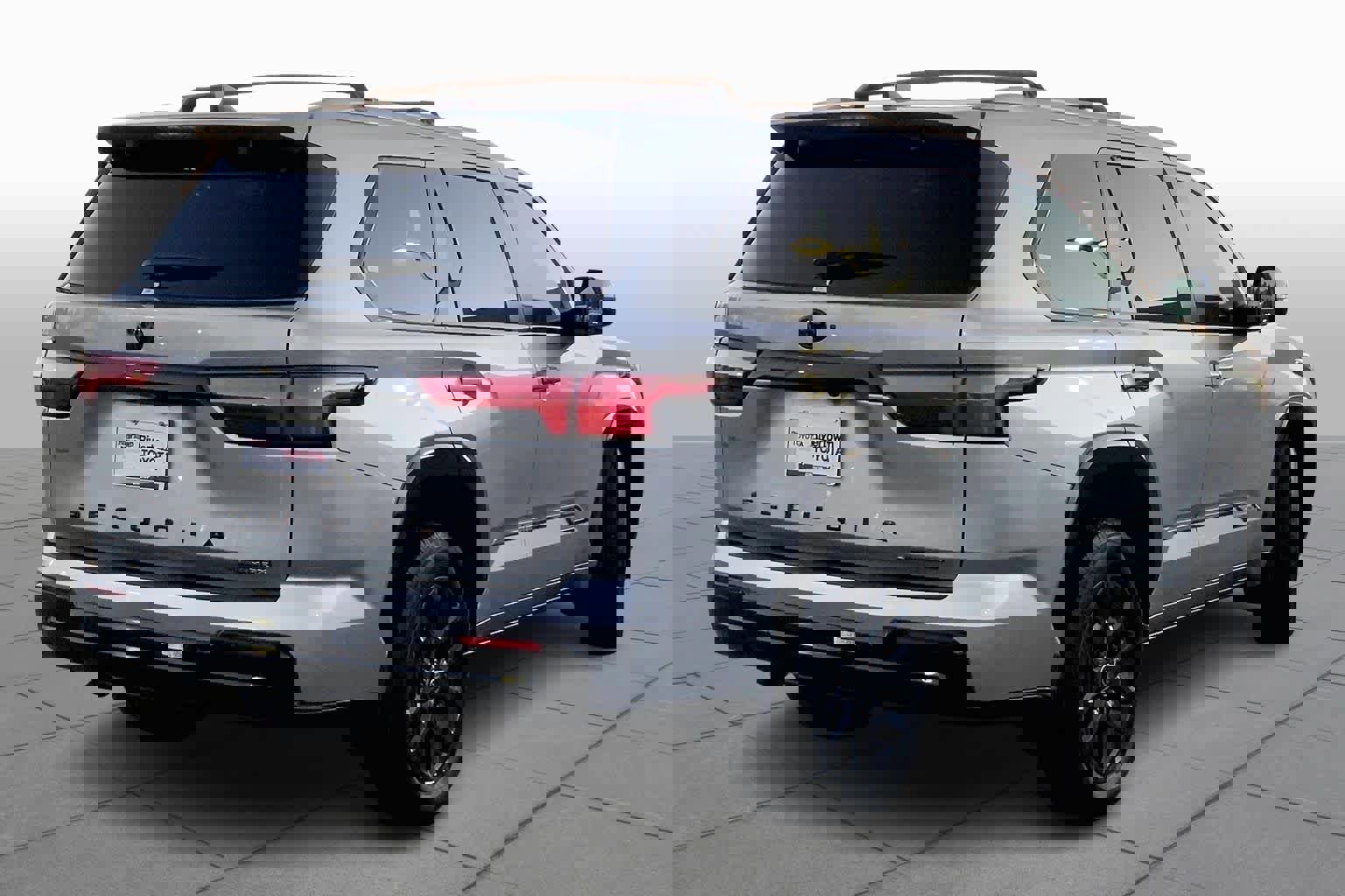 Used 2025 Toyota Sequoia Platinum image 13