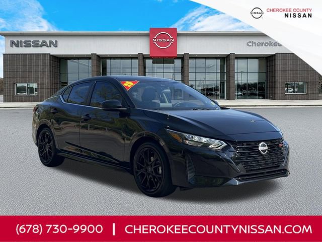 Certified 2025 Nissan Sentra SR w/ Midnight Edition FWD image 1