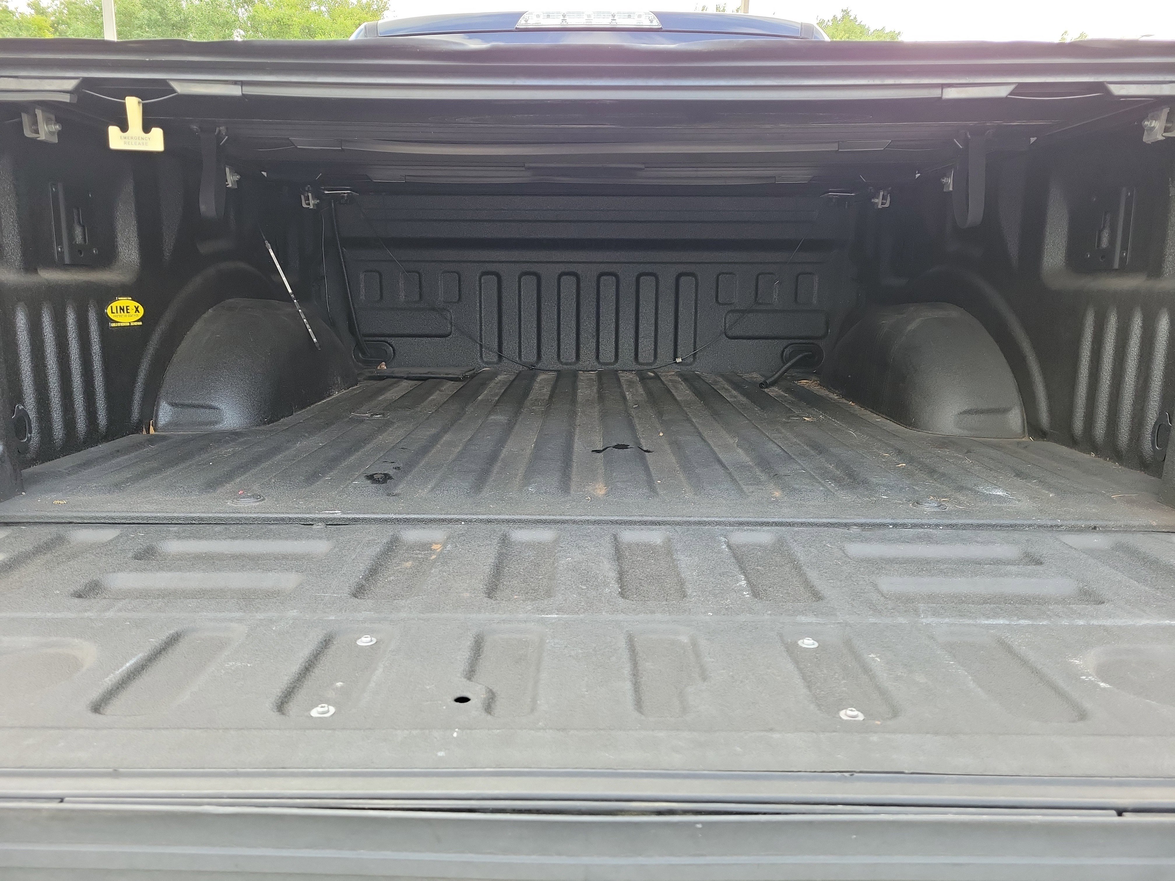 Used 2018 Ford F150 Raptor w/ Equipment Group 802A Luxury image 12