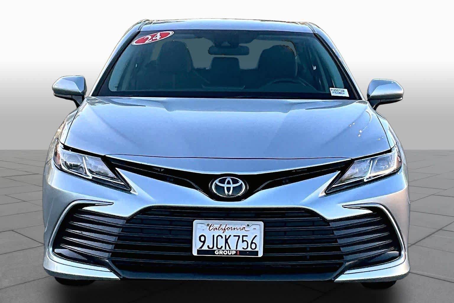 Used 2024 Toyota Camry LE FWD image 3
