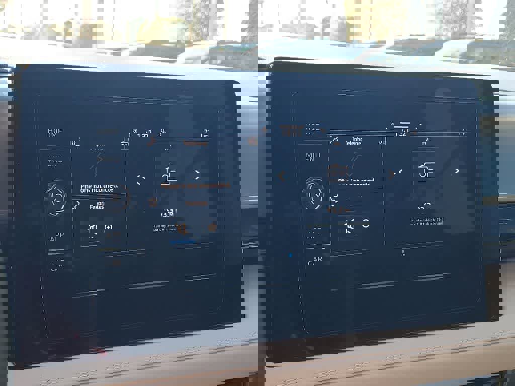 Used 2025 Volkswagen Taos S image 27