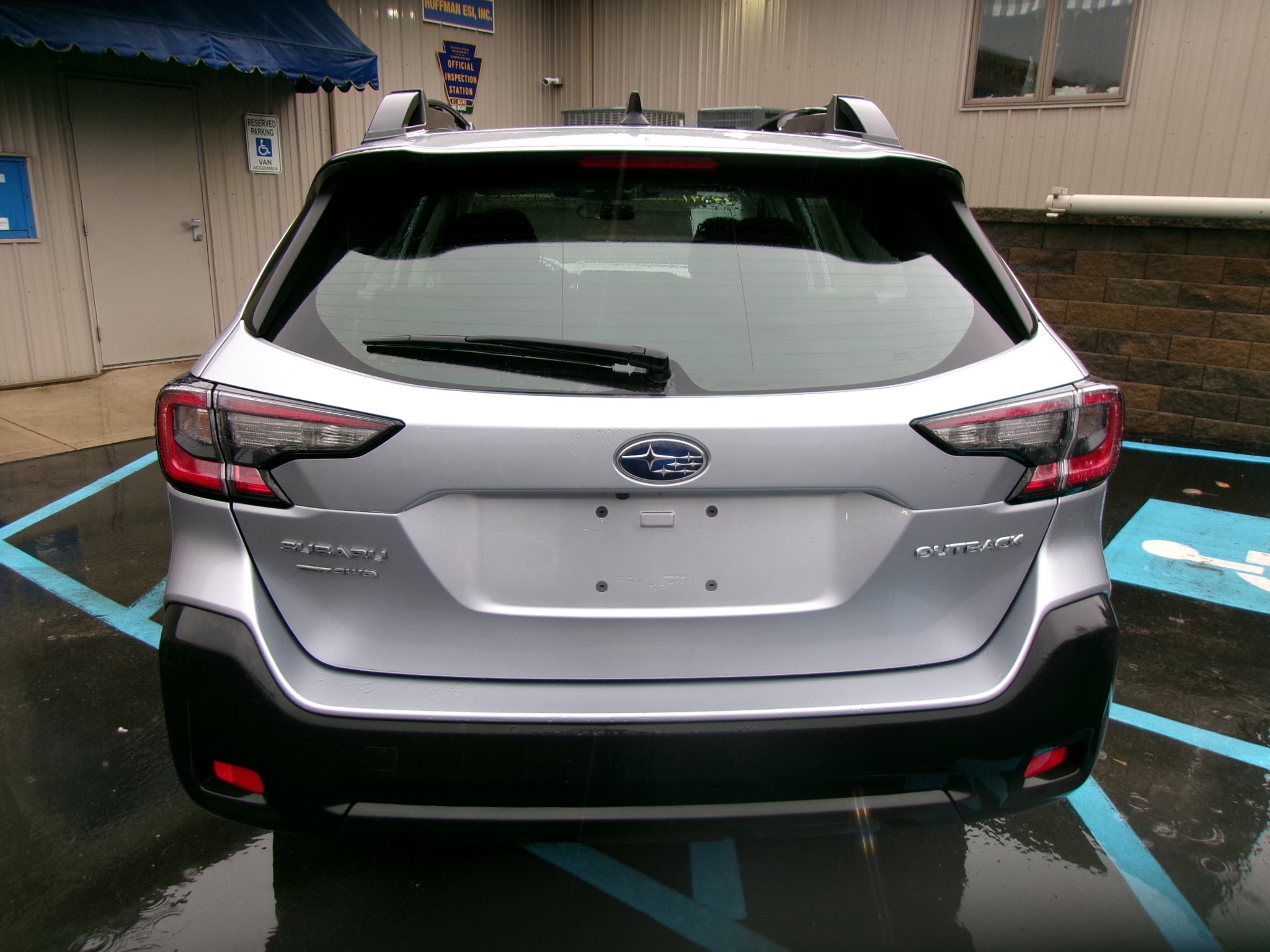 Used 2024 Subaru Outback image 4