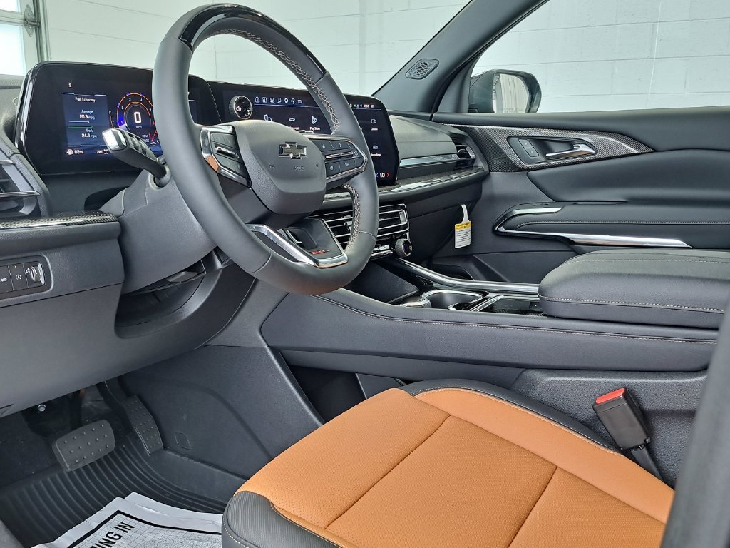 New 2027 Chevrolet Traverse Z71 w/ Enhanced Driving Package AWD/4WD image 7