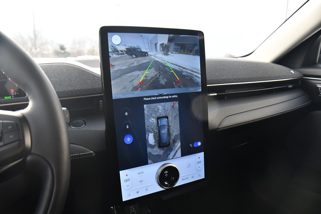 Used 2025 Ford Mustang Mach-E Premium image 26