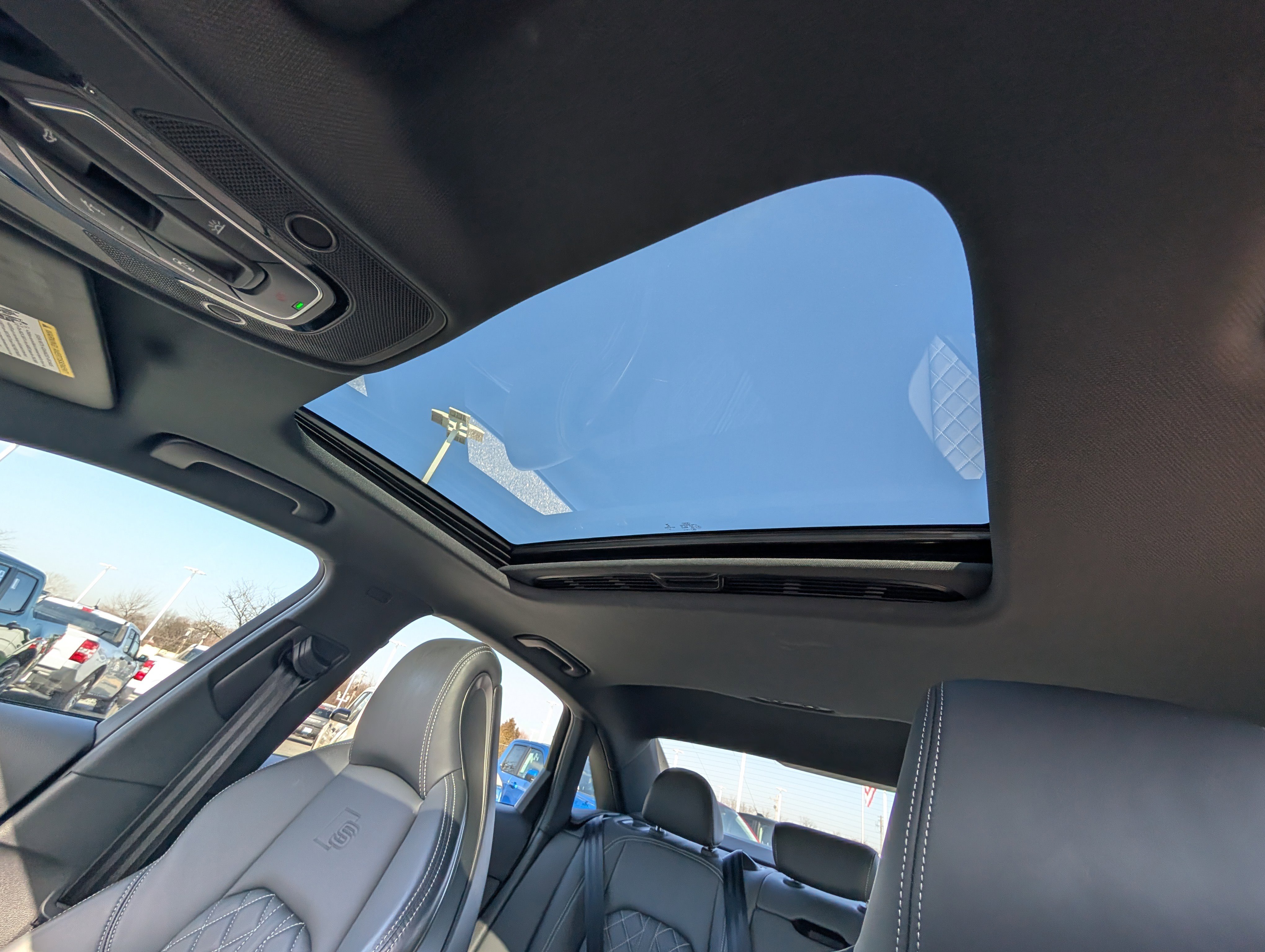 Used 2022 Audi S4 Premium Plus w/ Premium Plus Package image 31