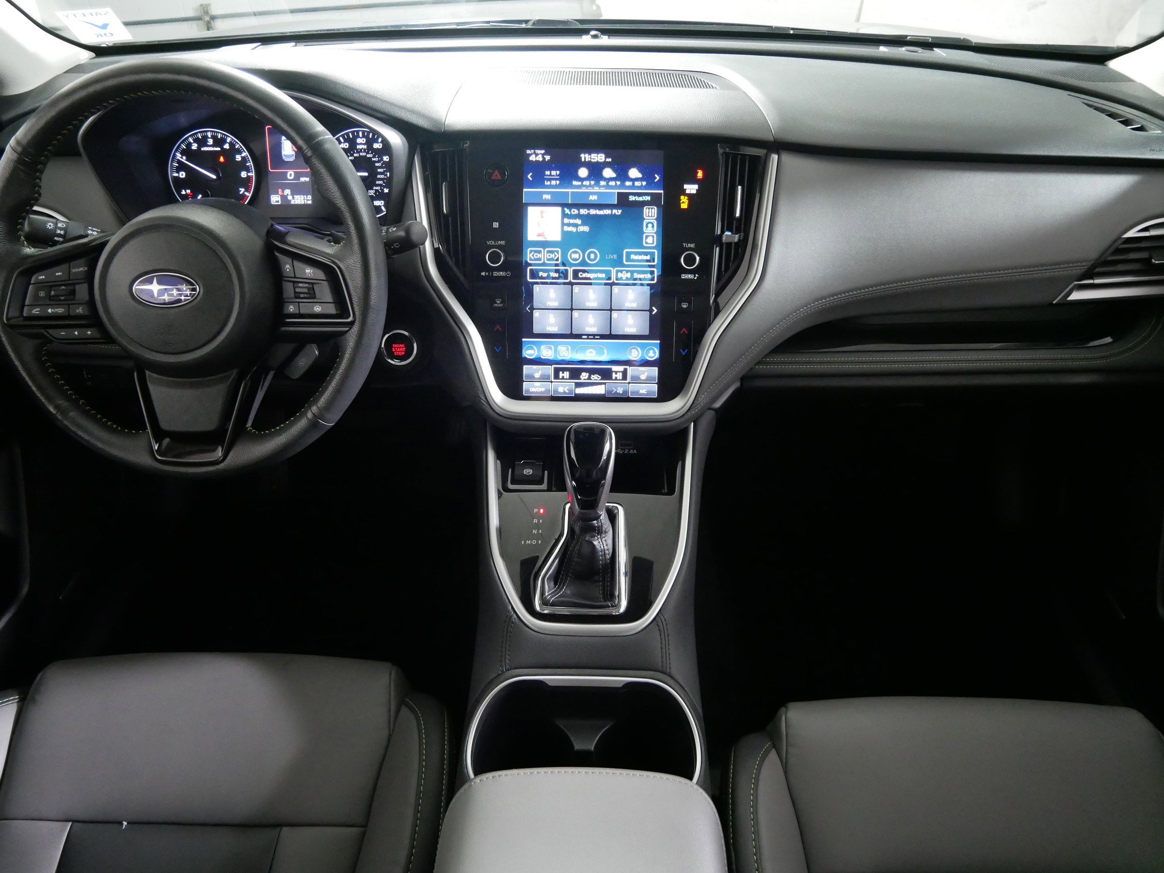 Used 2025 Subaru Outback Onyx Edition image 10