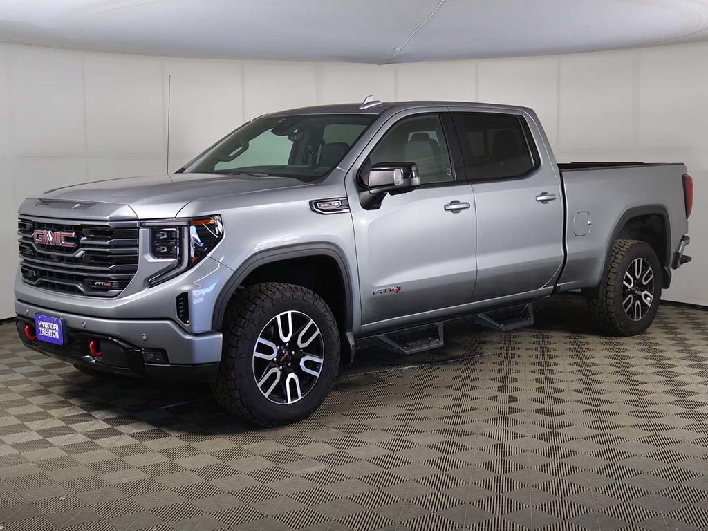 Used 2024 GMC Sierra 1500 AT4 w/ Technology Package AWD/4WD image 12