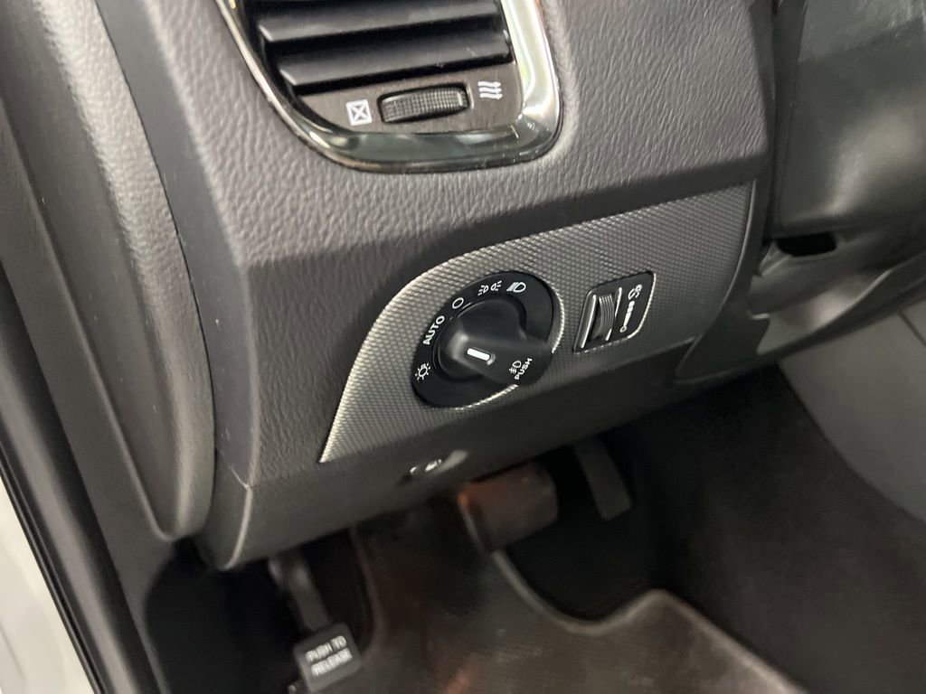 Used 2020 Dodge Durango R/T w/ Blacktop Package image 17