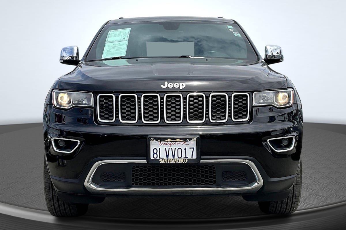 Used 2017 Jeep Grand Cherokee Limited AWD/4WD image 3