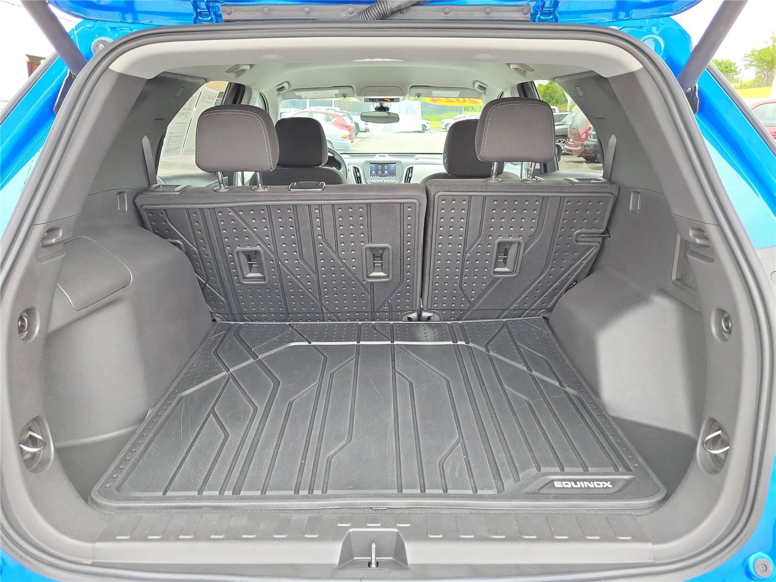 Used 2024 Chevrolet Equinox LT w/ LPO, Floor Liner Package FWD image 10