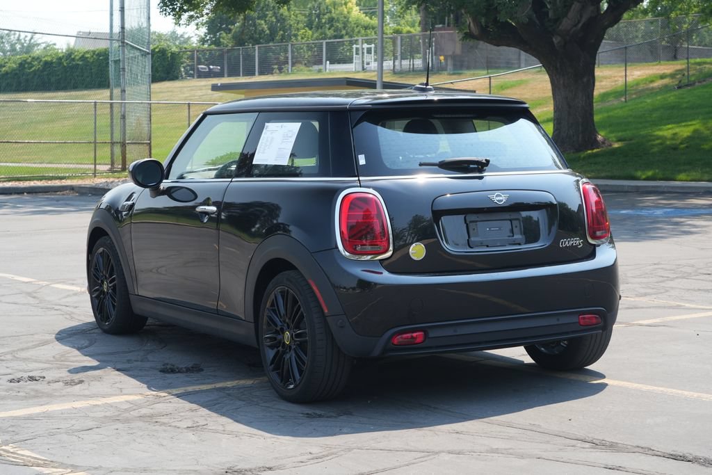 Certified 2024 MINI Cooper SE FWD image 3