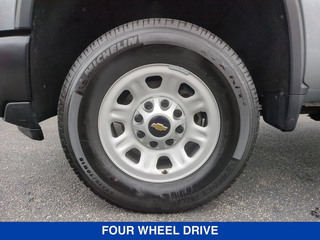 Used 2025 Chevrolet Silverado 2500 W/T w/ WT Convenience Package AWD/4WD image 20