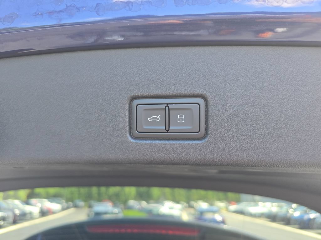 Certified 2023 Audi Q4 e-tron Premium w/ Convenience Package AWD/4WD image 14