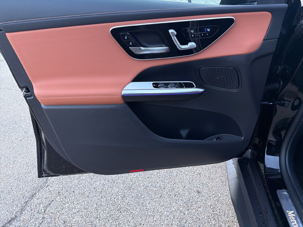 New 2027 Mercedes-Benz GLC 300 4MATIC image 15