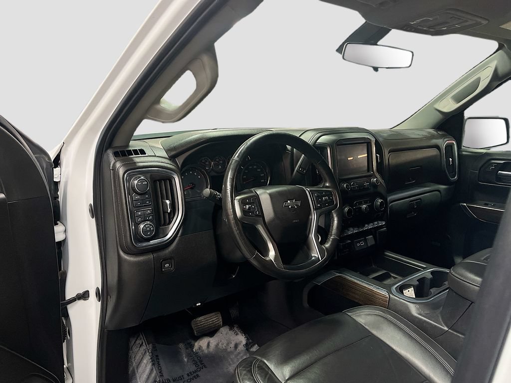 Used 2020 Chevrolet Silverado 1500 LT Trail Boss AWD/4WD image 9
