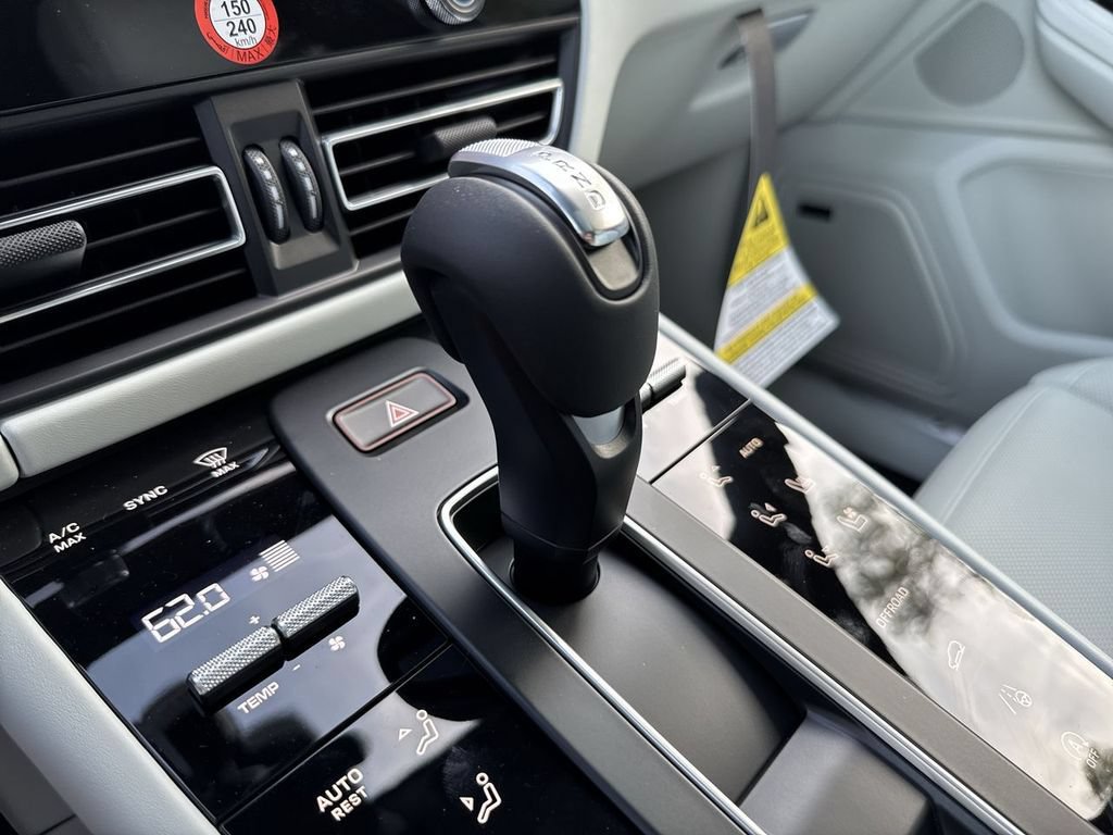 New 2026 Porsche Macan S AWD/4WD image 16