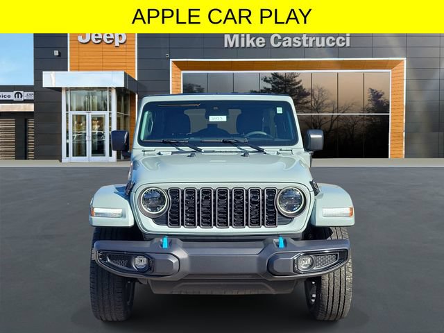 Used 2024 Jeep Wrangler Unlimited w/ Convenience Group AWD/4WD image 2