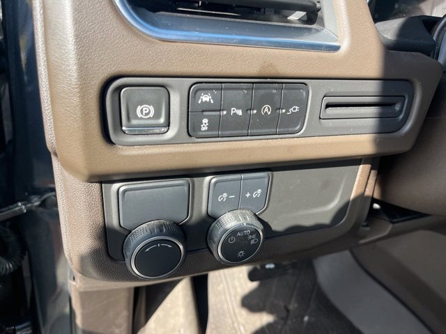 Used 2021 Chevrolet Suburban LS w/ Driver Alert Package image 14