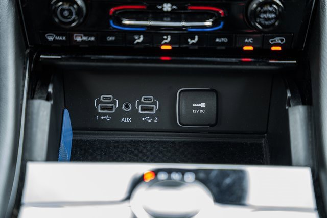 Used 2023 Jeep Grand Cherokee Altitude image 33