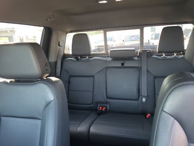 Used 2023 Chevrolet Silverado 1500 RST w/ Redline Edition AWD/4WD image 10