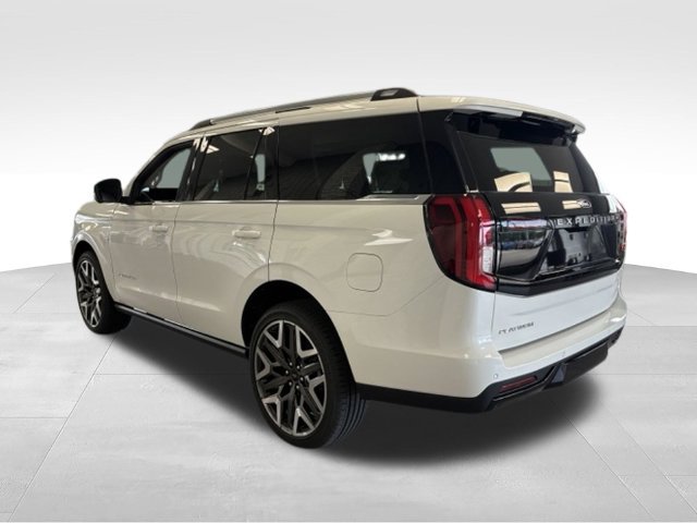 New 2027 Ford Expedition Platinum w/ Platinum Ultimate Package AWD/4WD image 2