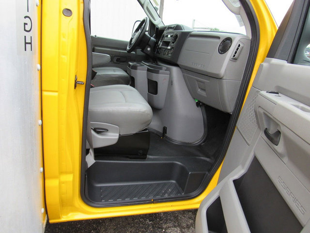 Used 2022 Ford E-350 and Econoline 350 Super Duty RWD image 13