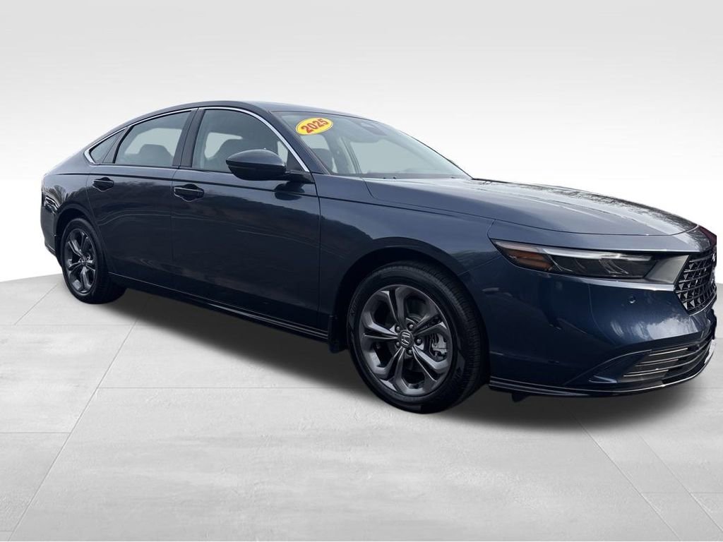 Used 2025 Honda Accord EX-L image 10