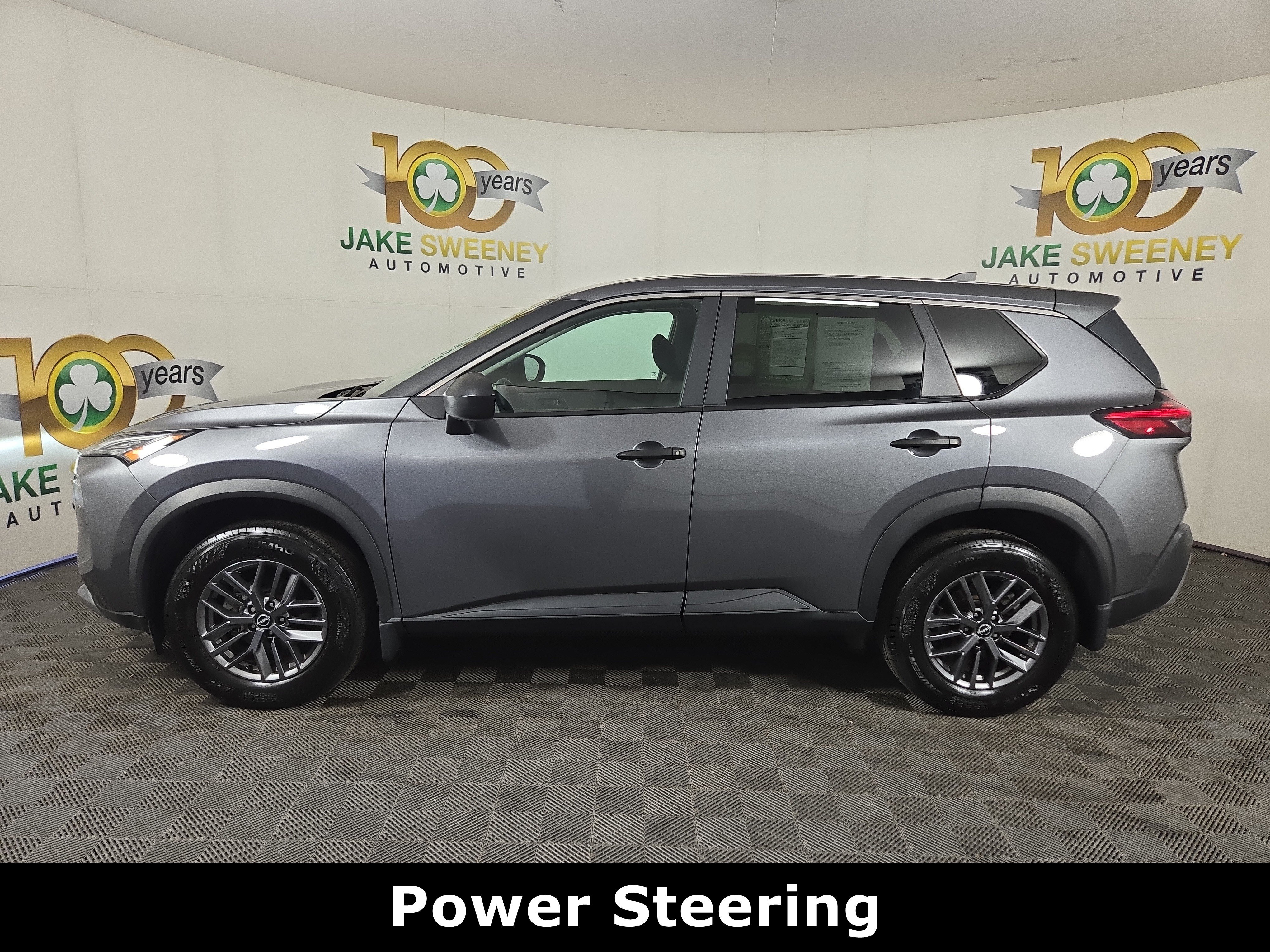 Used 2023 Nissan Rogue S AWD/4WD image 4