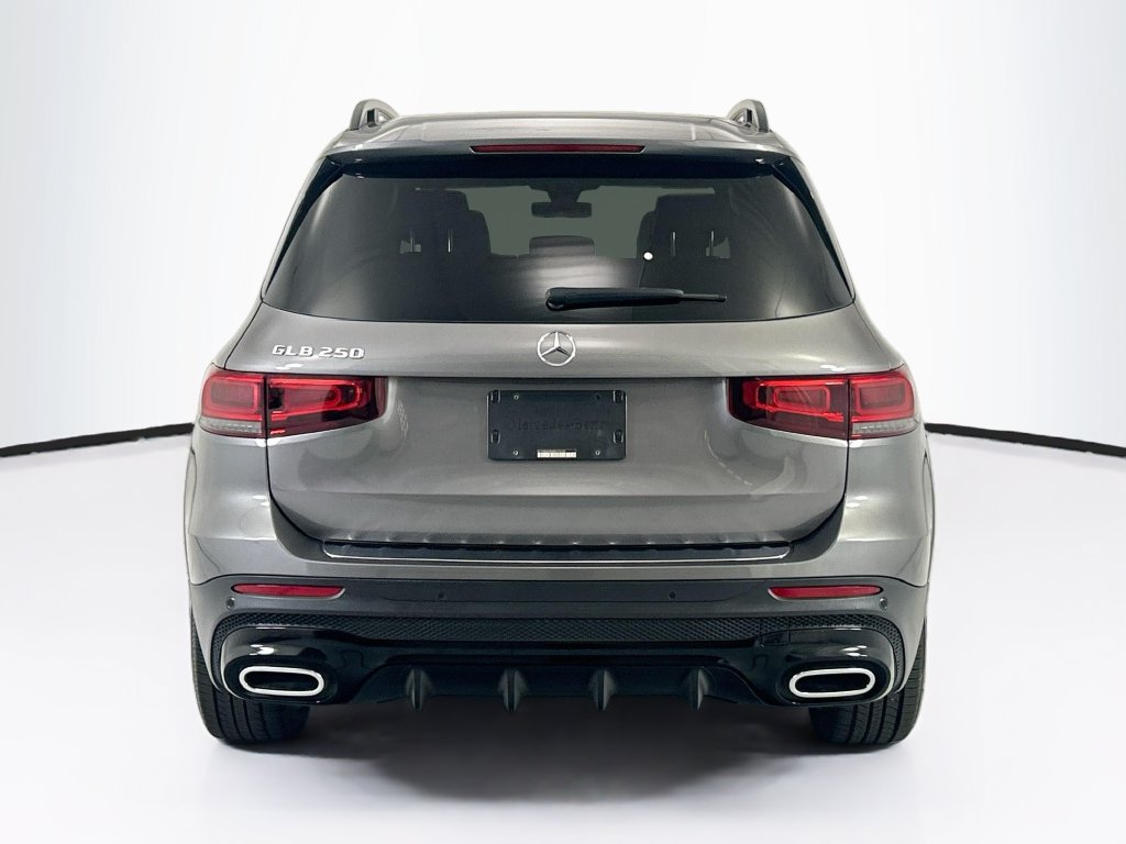 Used 2021 Mercedes-Benz GLB 250 image 6