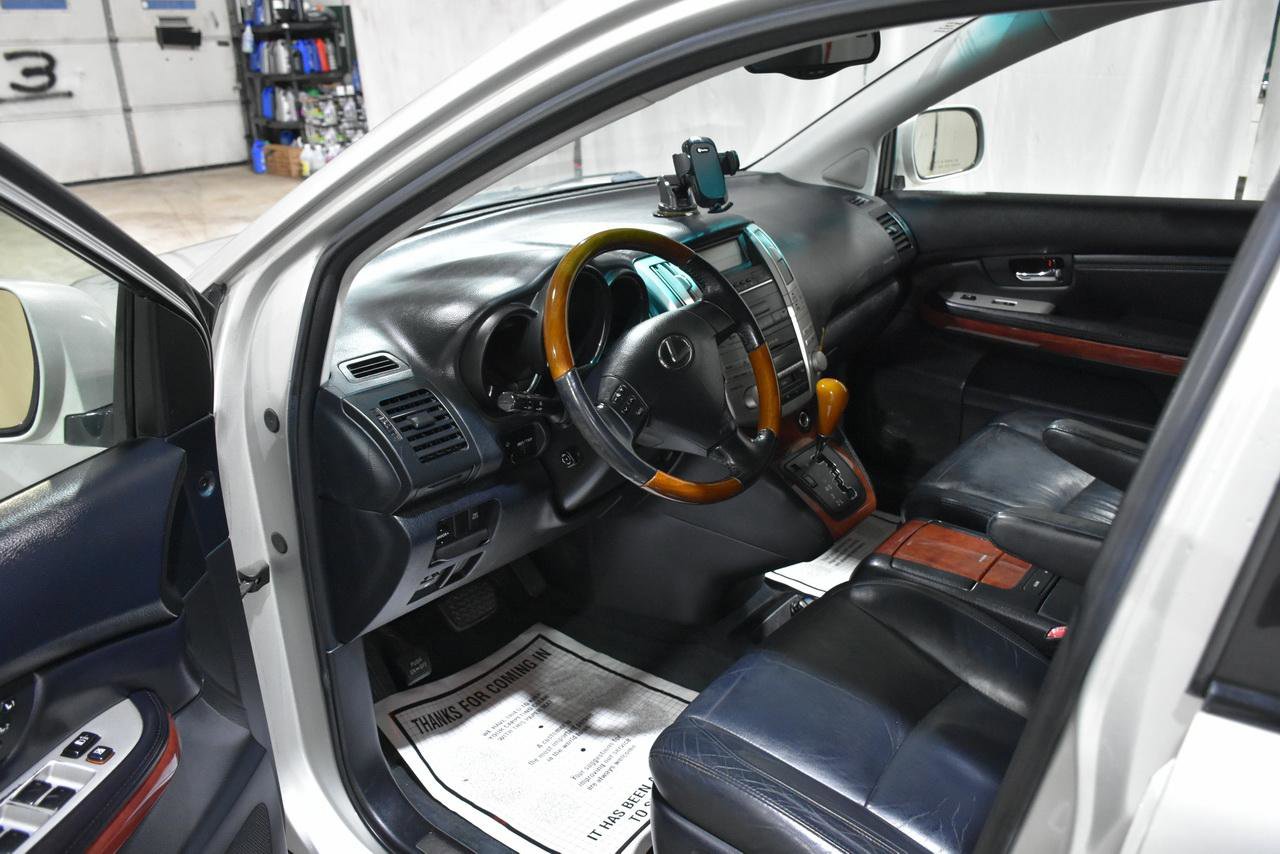 Used 2006 Lexus RX 330 image 34