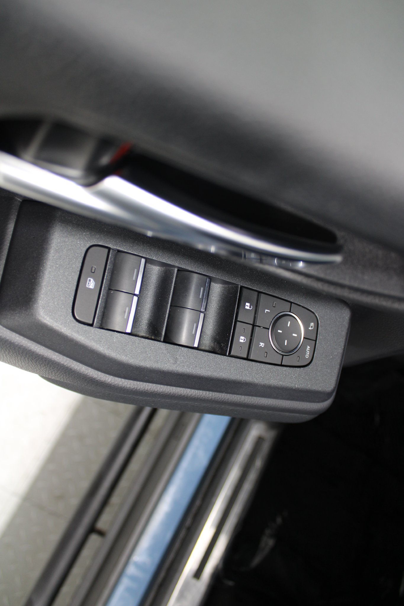 Used 2024 Toyota Land Cruiser AWD/4WD image 44