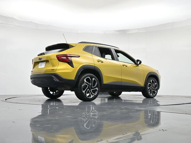 Used 2025 Chevrolet Trax RS w/ Driver Confidence Package image 29