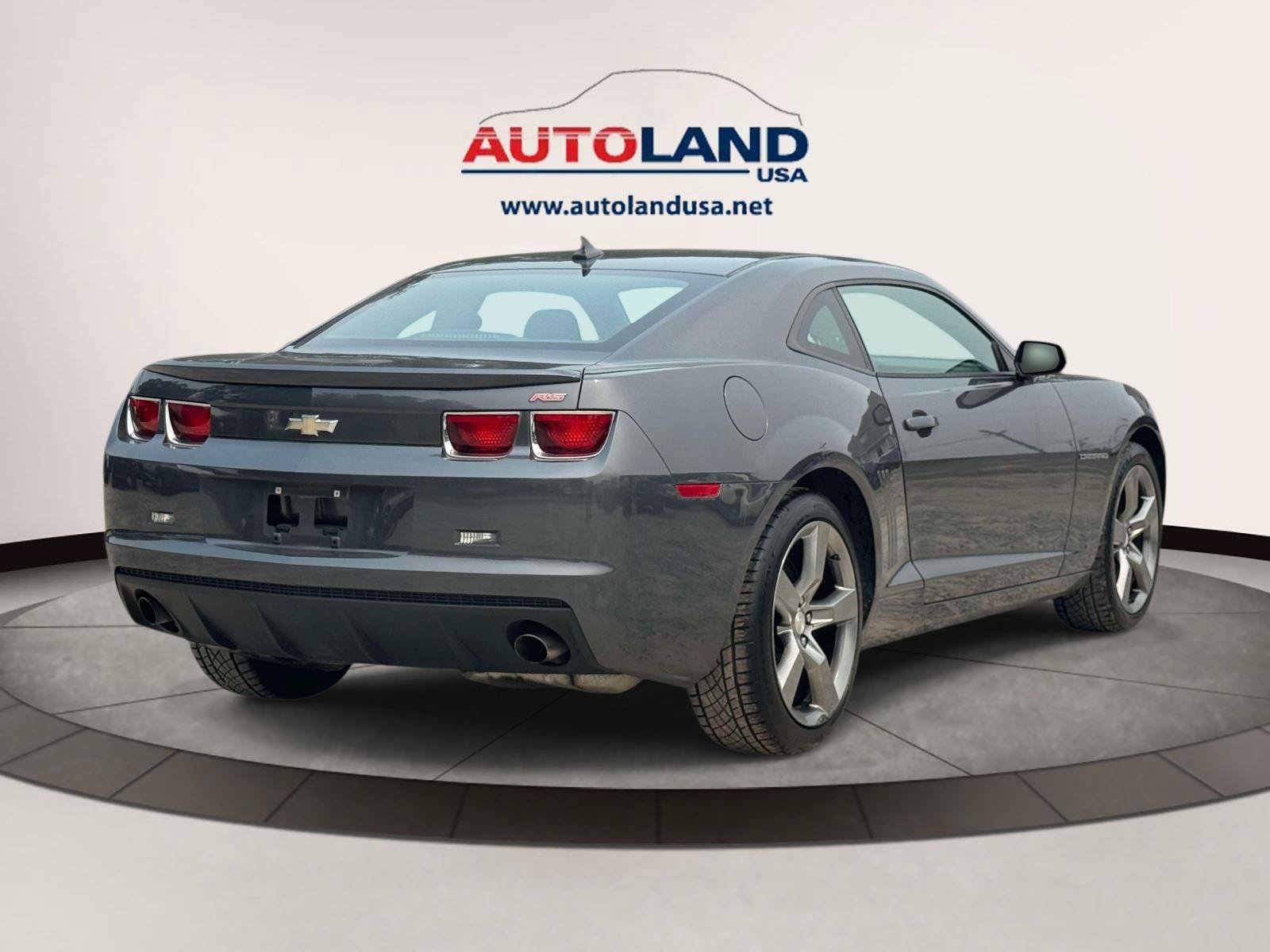 Used 2010 Chevrolet Camaro LT w/ RS Package RWD image 4
