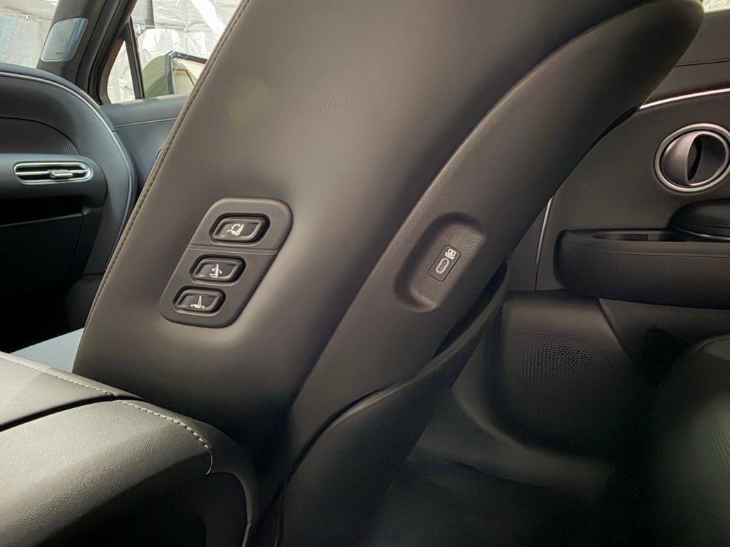 New 2026 Hyundai Palisade Calligraphy FWD image 16