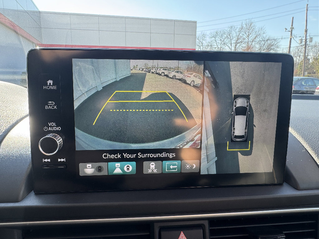 Used 2023 Honda Pilot Elite image 21