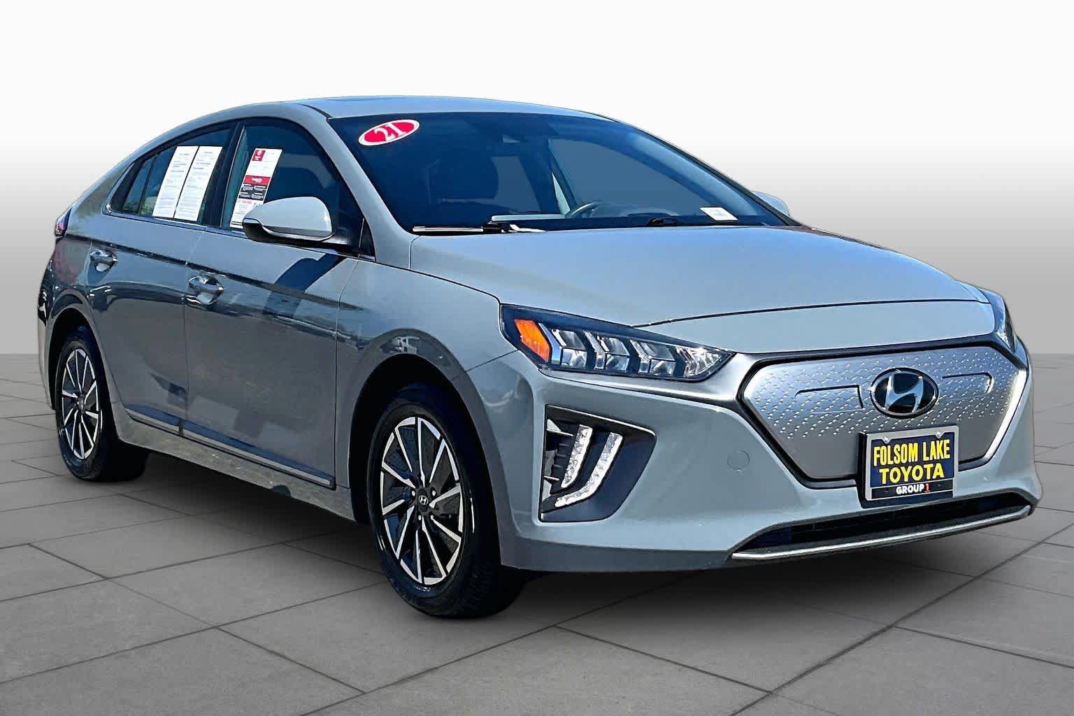 Used 2021 Hyundai Ioniq Limited FWD image 2