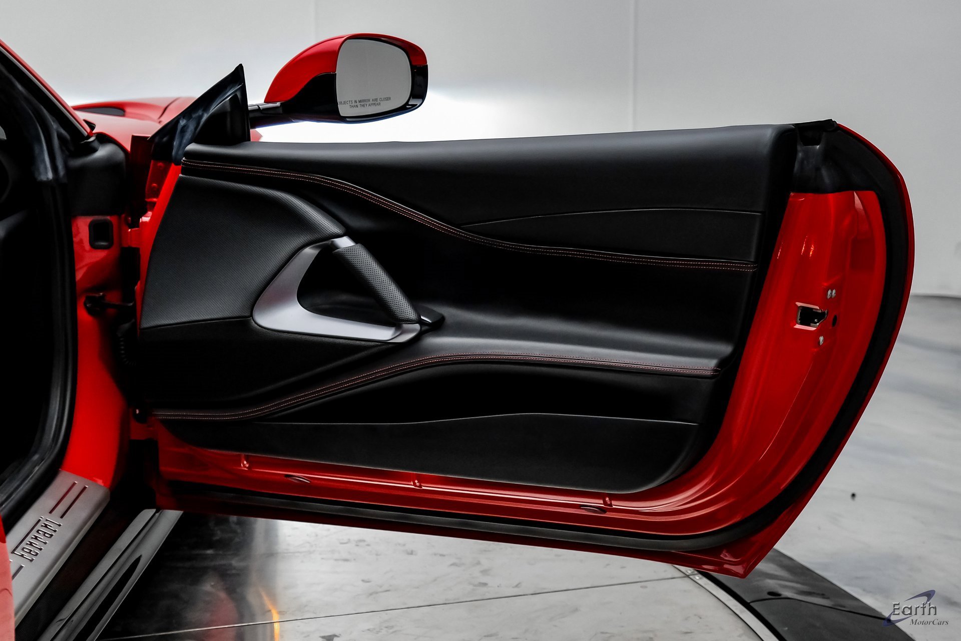 Used 2018 Ferrari 812 Superfast image 88