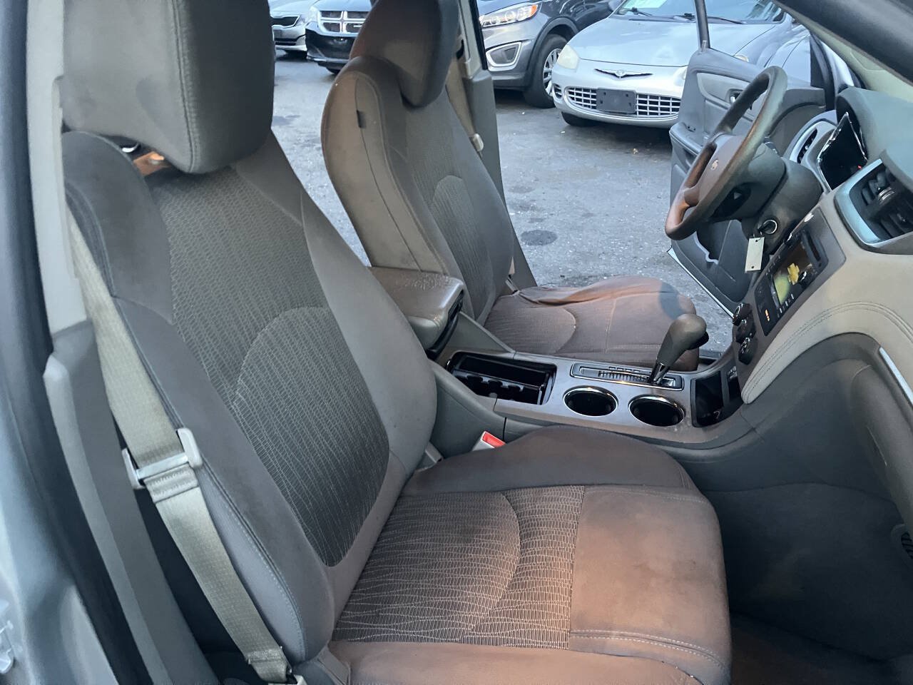 Used 2014 Chevrolet Traverse LS FWD image 35